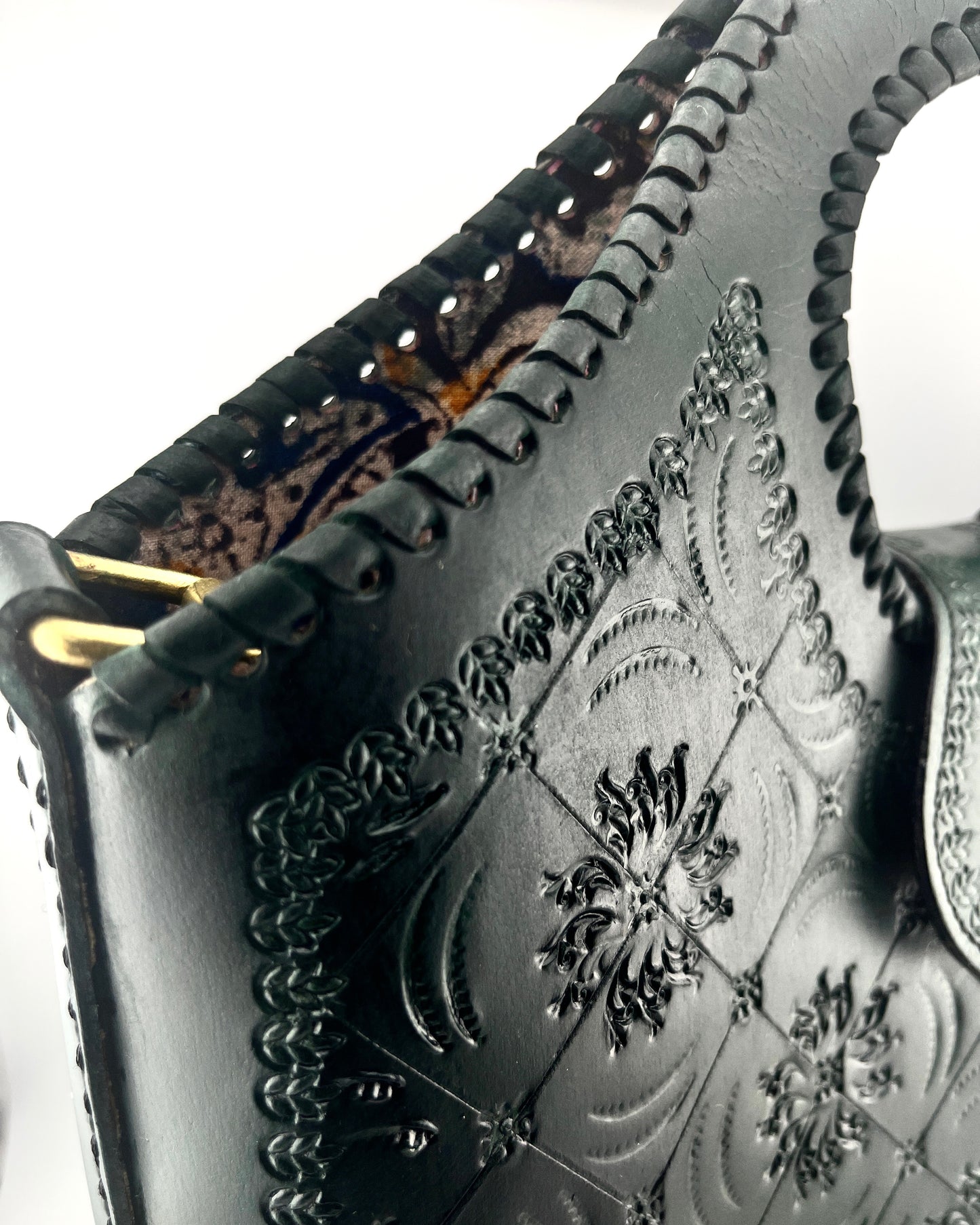 Zygma Handmade Genuine Leather Handbag for Women | Circular Whipstitch Handle | small Structured Bag | Crossbody Strap | Black & Green