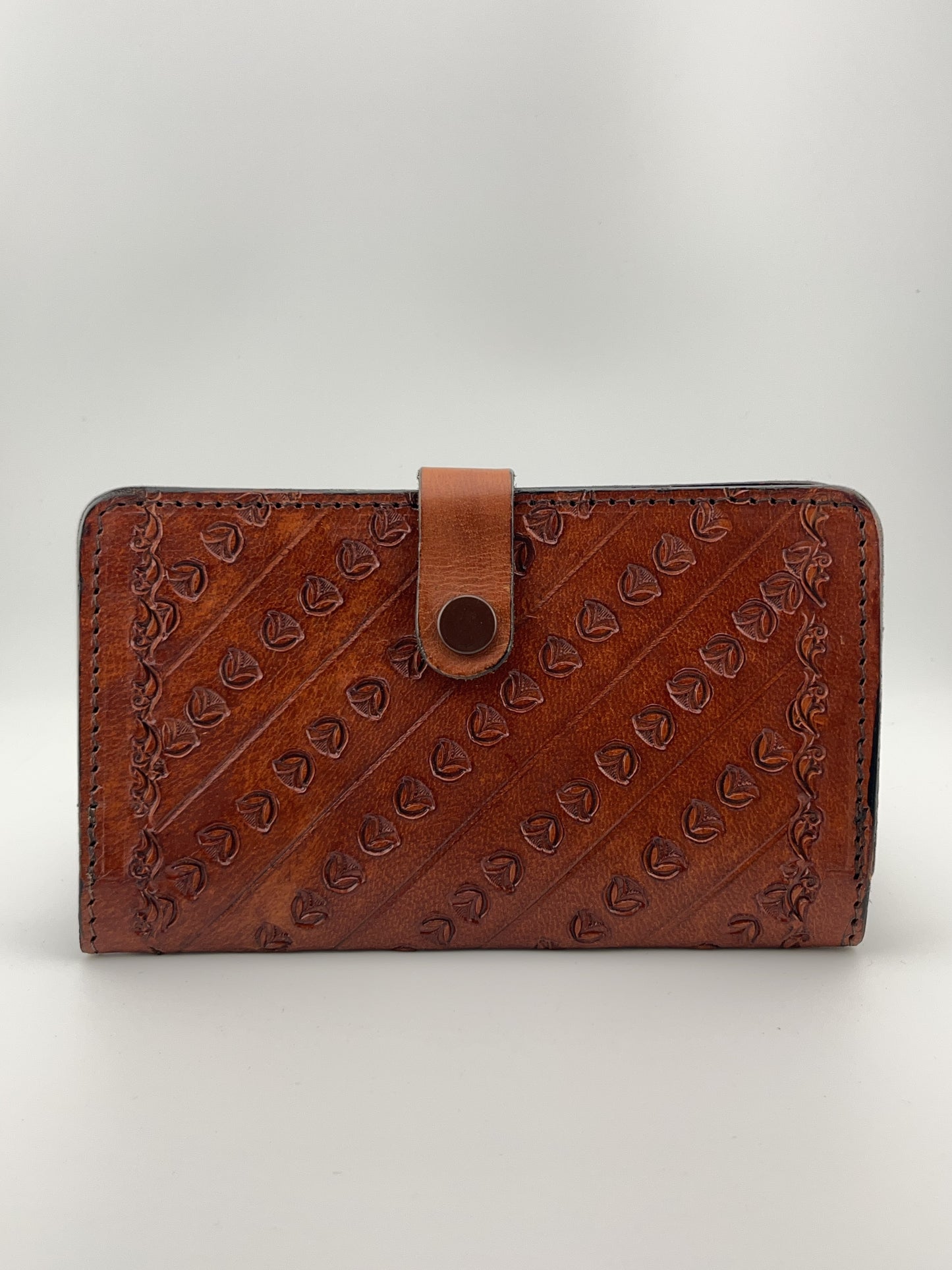 ✈️ Zygma Handmade Genuine Leather Passport Holder – Tan