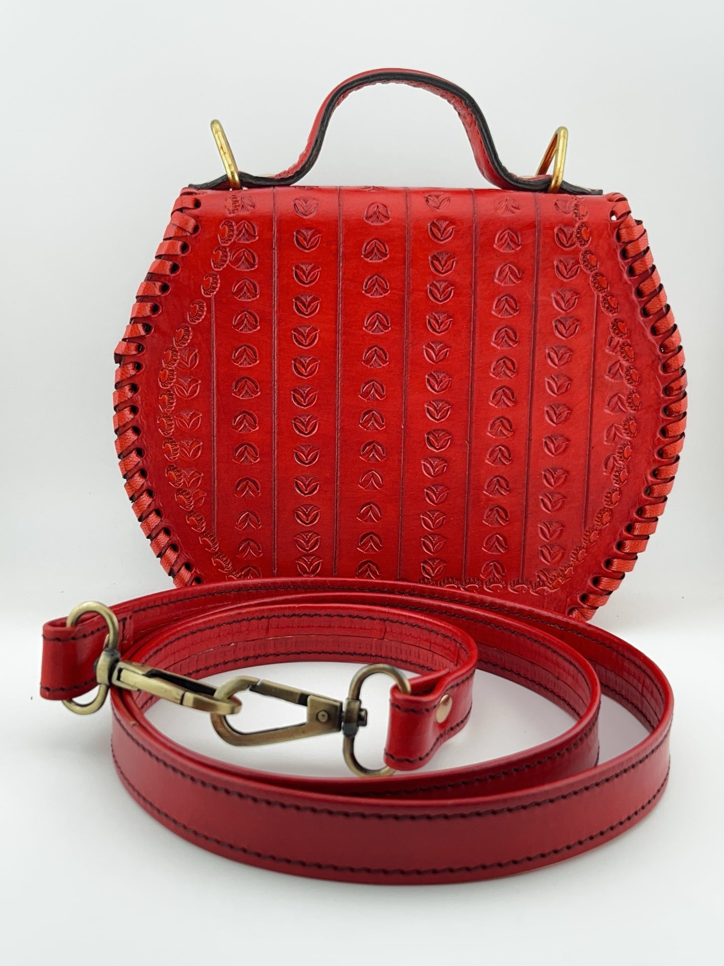 Zygma Handmade Genuine Leather Sling Bag for Women | Stylish Crossbody Purse for Daily Use & Gifts | Red