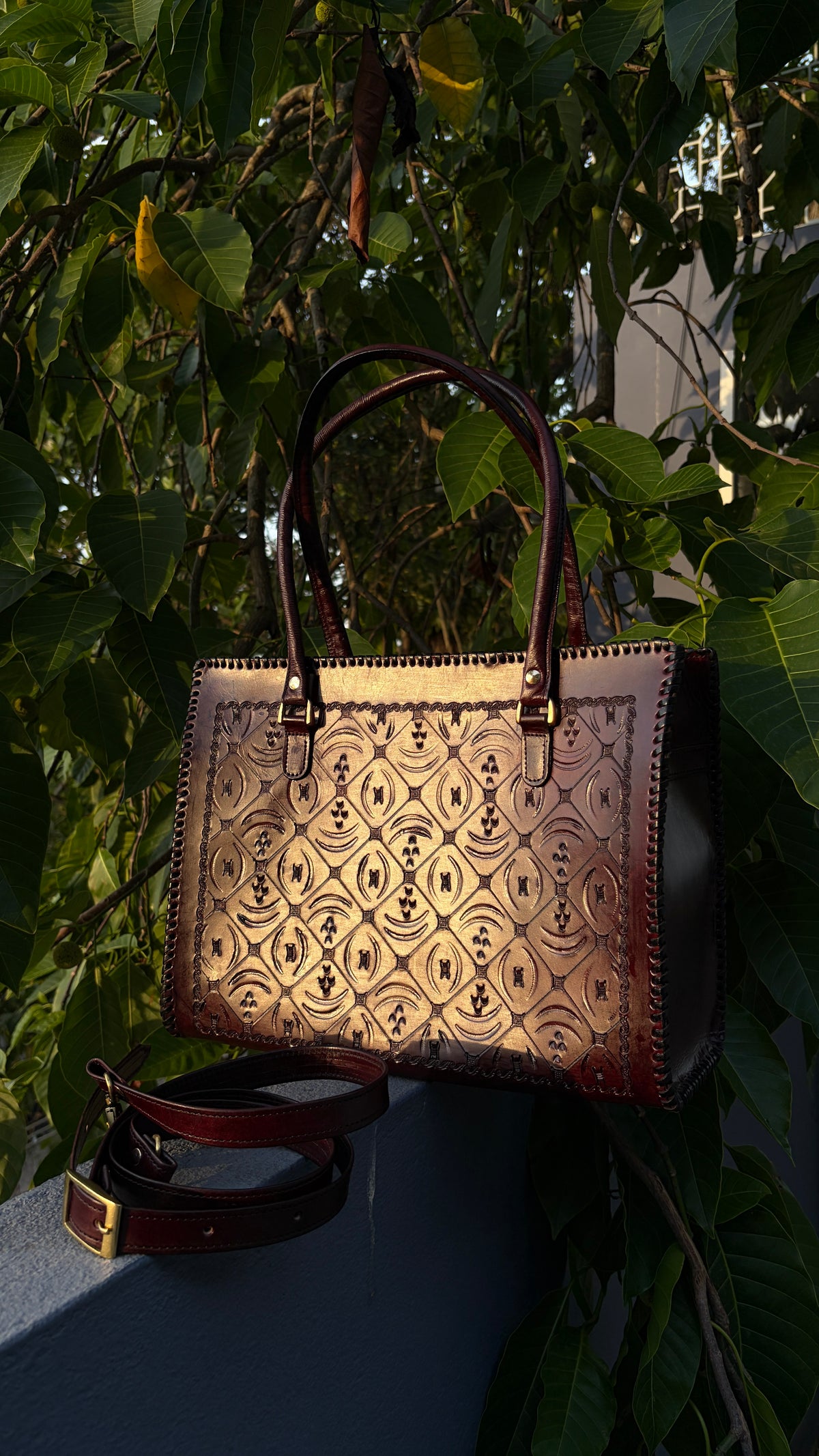 ZYGMA 14-Inch Handmade Genuine Leather Laptop Tote Bag | Deep Golden Ombre to Burgundy | Drops Design
