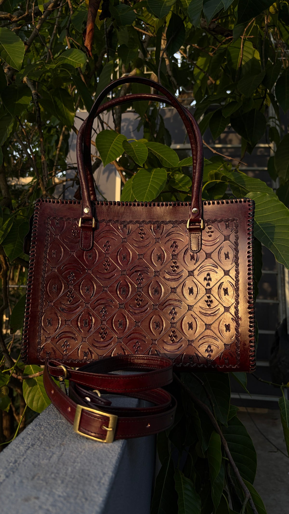 ZYGMA 14-Inch Handmade Genuine Leather Laptop Tote Bag | Deep Golden Ombre to Burgundy | Drops Design