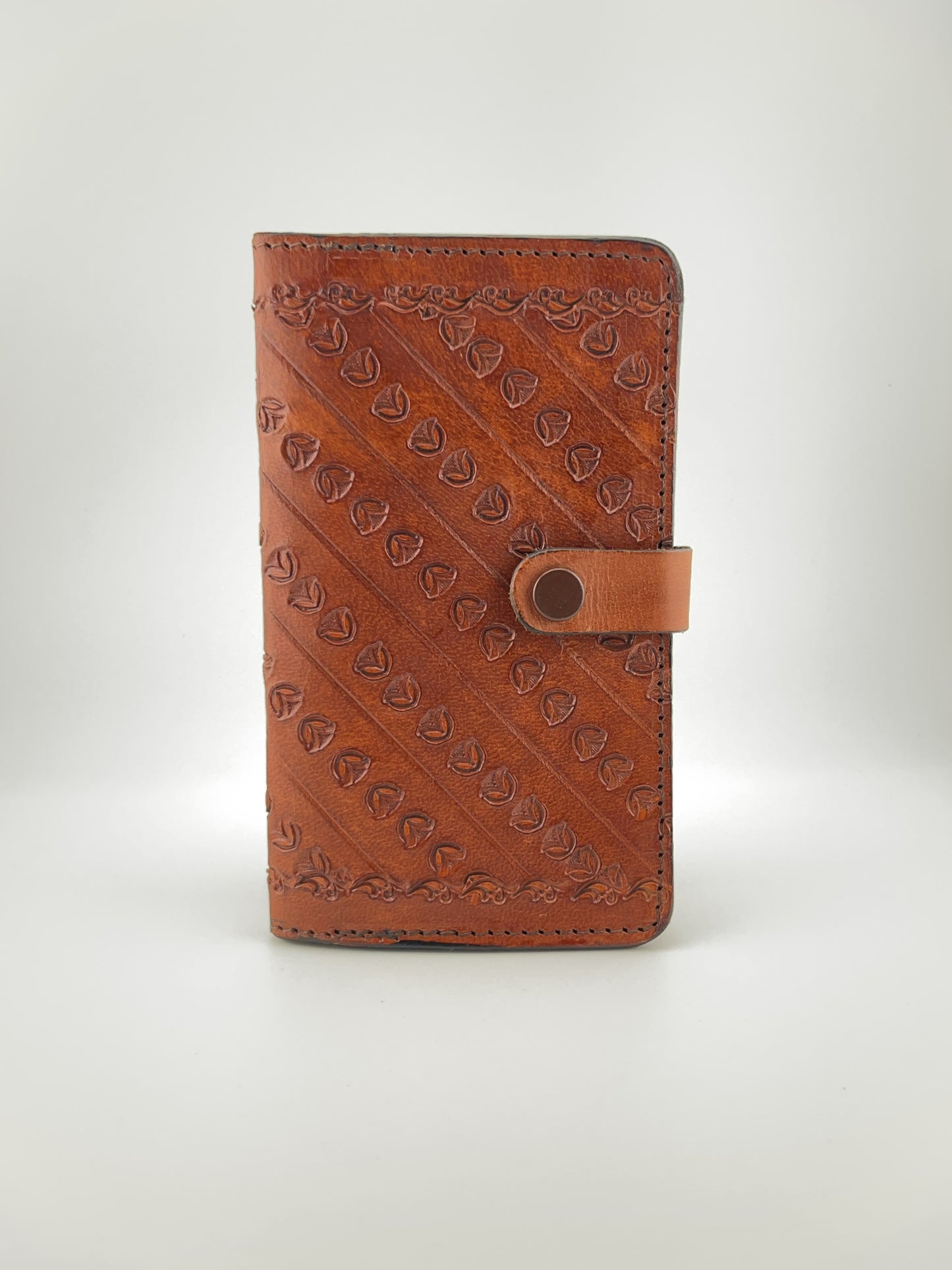 ✈️ Zygma Handmade Genuine Leather Passport Holder – Tan