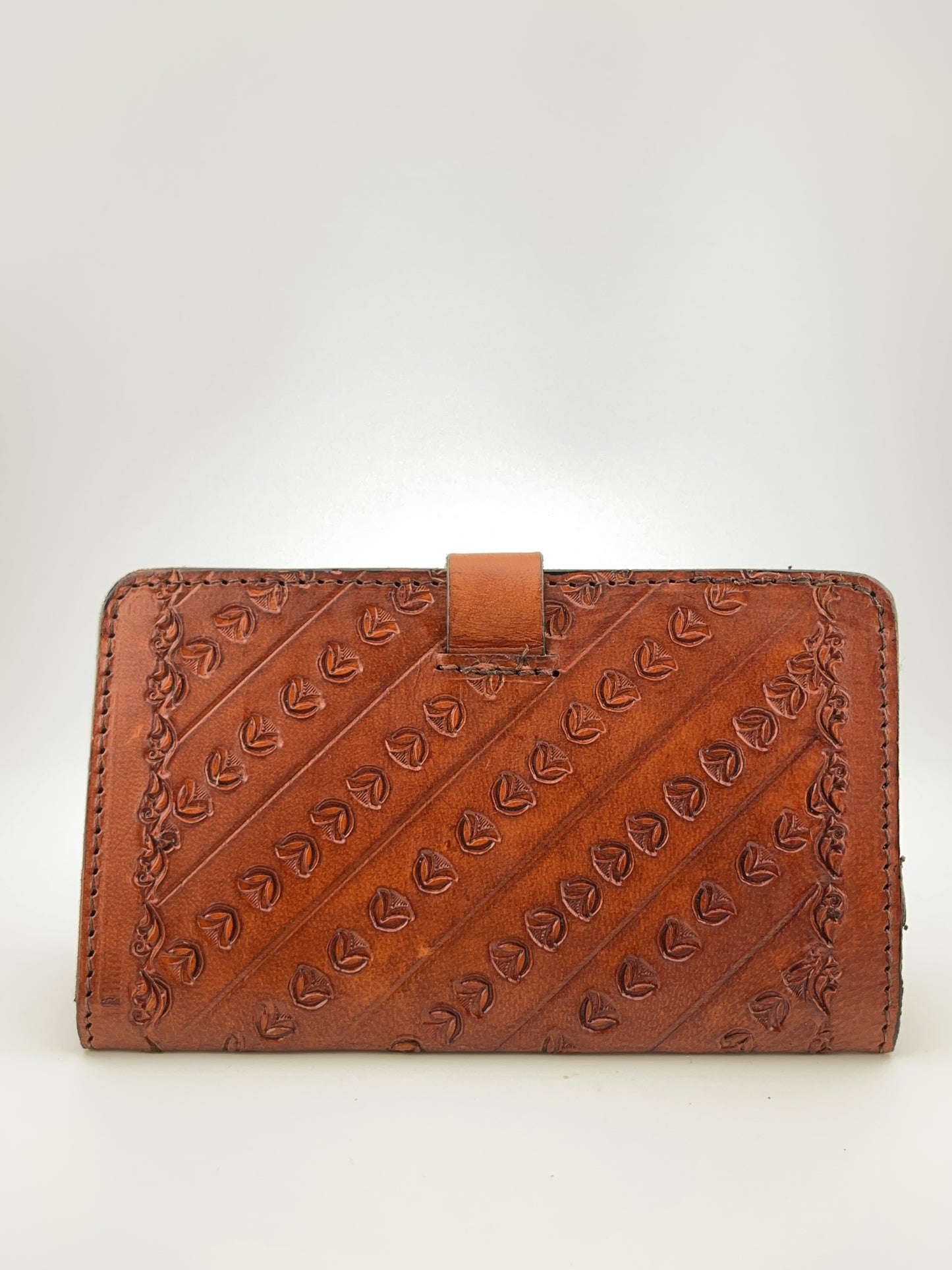 ✈️ Zygma Handmade Genuine Leather Passport Holder – Tan