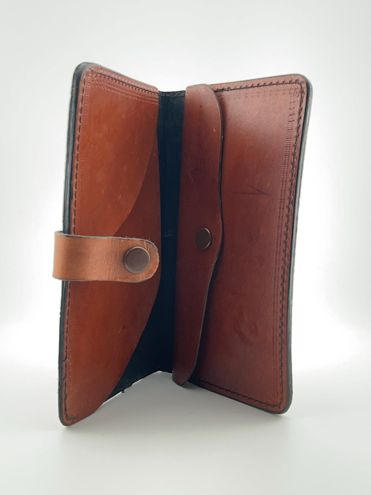 ✈️ Zygma Handmade Genuine Leather Passport Holder – Tan