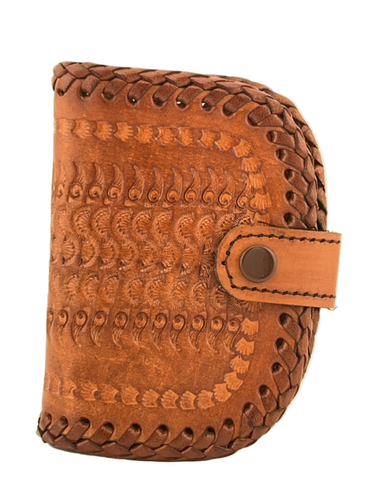 Zygma Handmade Genuine Leather Women Wallet – Compact Tan Purse with Card, Cash & Coin Slots (13x9x3 cm)