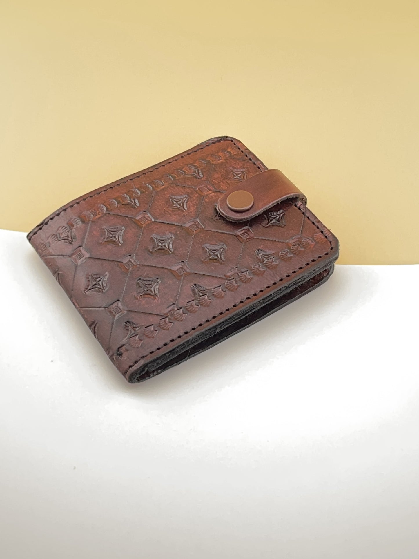 Zygma Handmade Genuine Leather Men’s Wallet – Brown | Slim Leather Wallet with Coin Pocket, Card Slots & Cash Holder