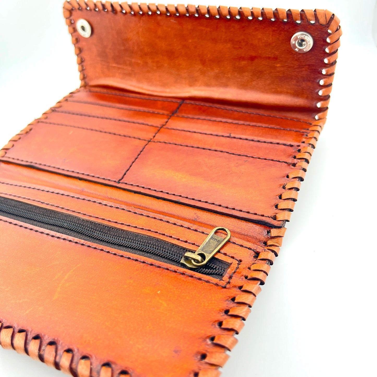 Zygma Handmade Genuine Leather Women’s Purse – Tan | Slim Wallet with Card, Coin & Cash Compartments