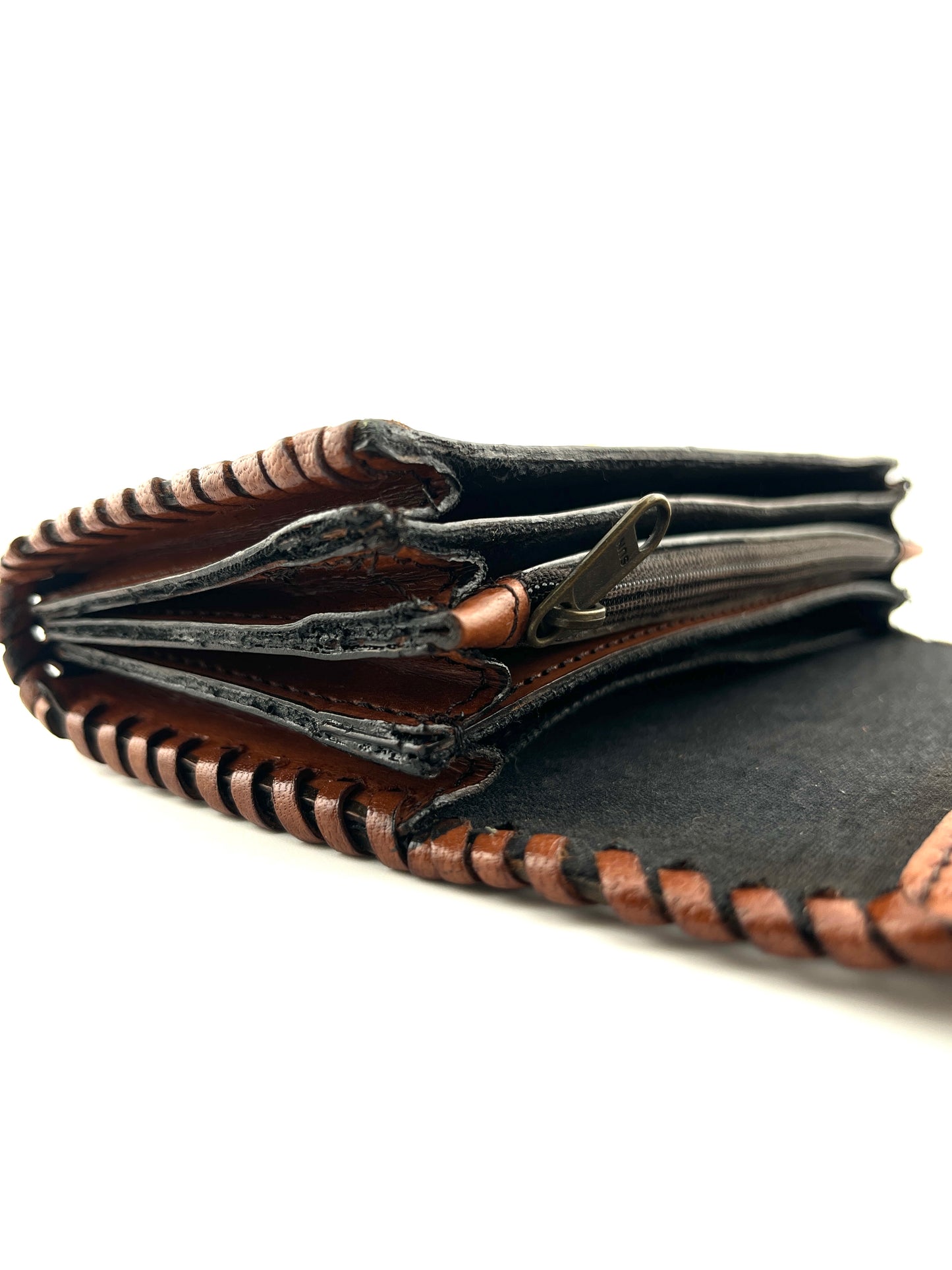 Zygma Handmade Genuine Leather Women’s Purse – Tan | Slim Wallet with Card, Coin & Cash Compartments