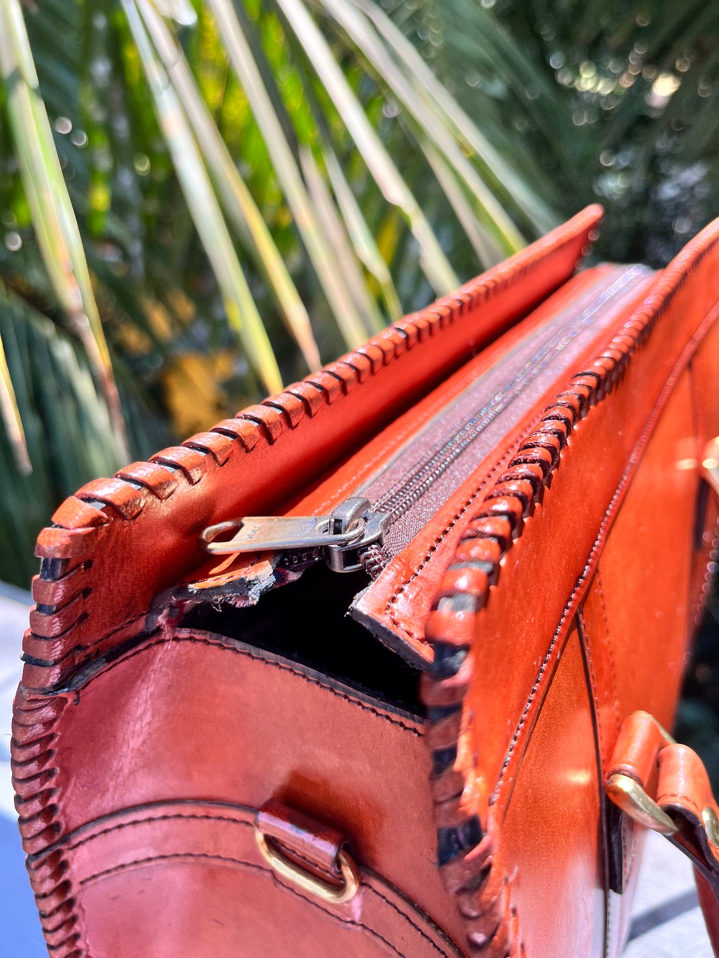 Zygma Leather Tote Bag — Structured Shoulder Bag