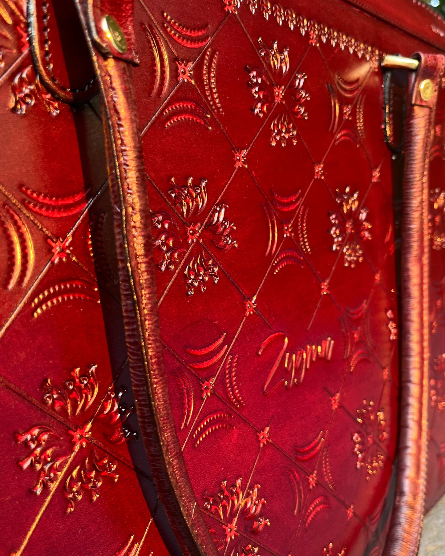 ZYGMA 16 inch Leather Laptop Tote Oversized Burgundy Pattern