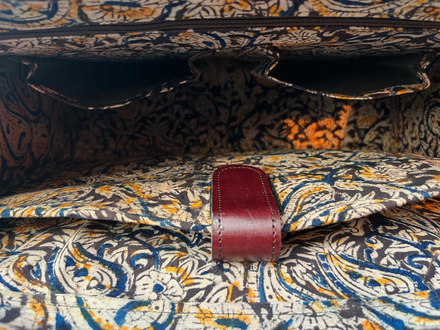 ZYGMA 16 inch Leather Laptop Tote Oversized Burgundy Open