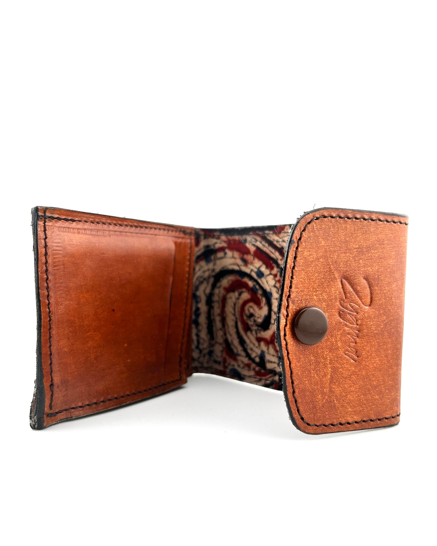 Zygma Slim Minimalist Vertical Leather Wallet for Men & Women – Compact Card Holder with Snap Button (10cm x 7.7cm x 0.5cm)