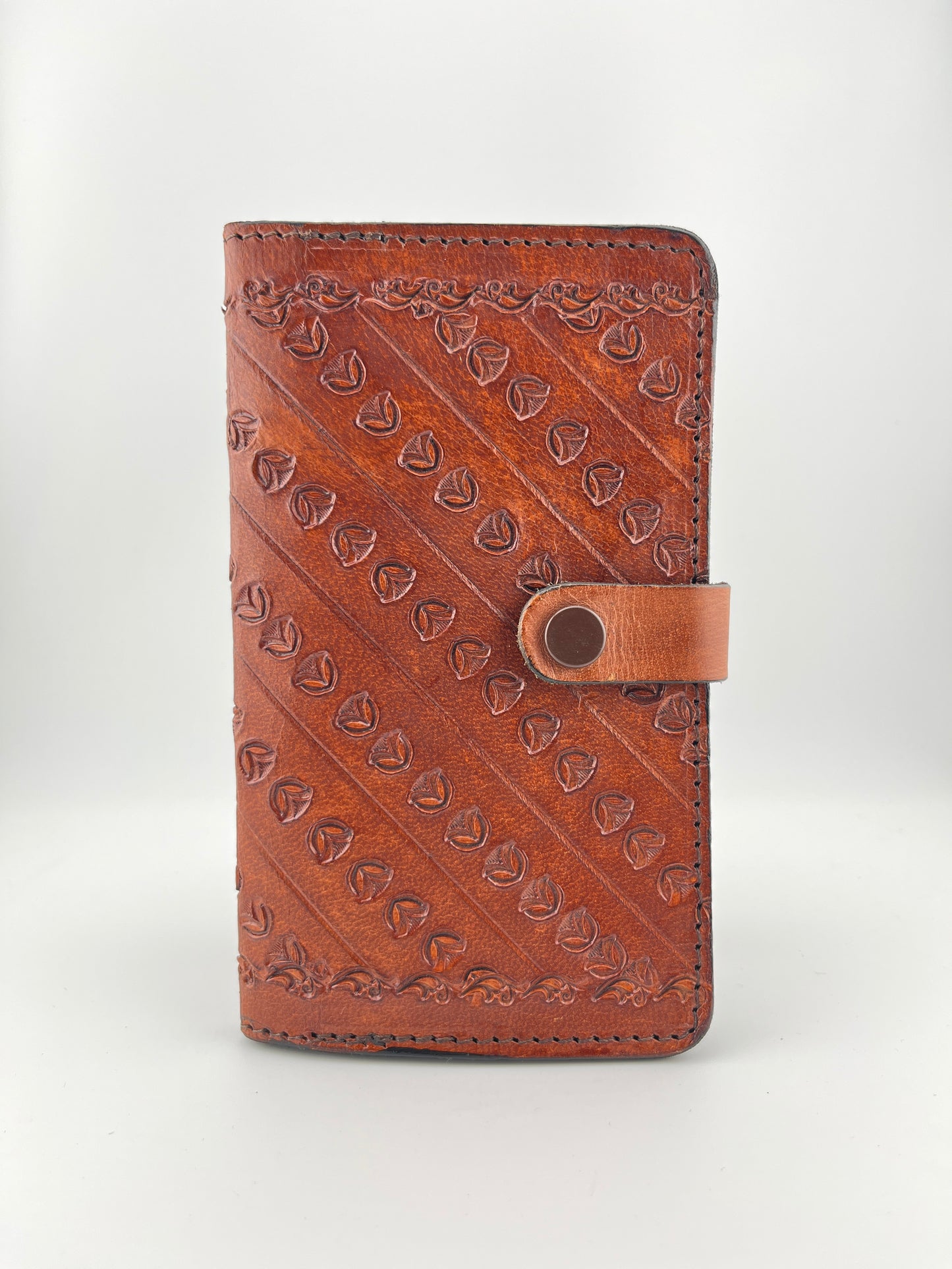 ✈️ Zygma Handmade Genuine Leather Passport Holder – Tan