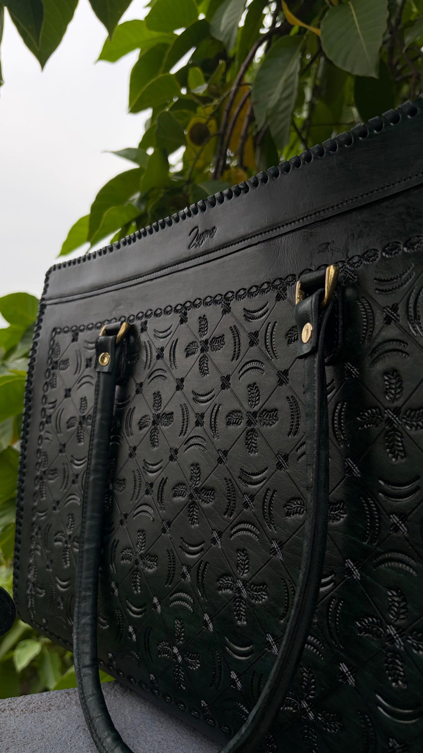 Zygma Embossed Forest Green Tote medium-leaf design — Genuine Leather